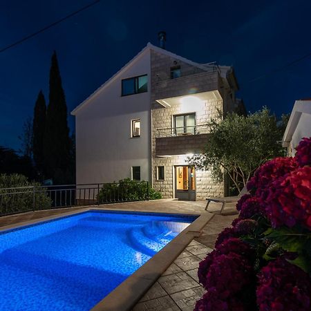 טרוגיר Maca Apartments & Suites מראה חיצוני תמונה
