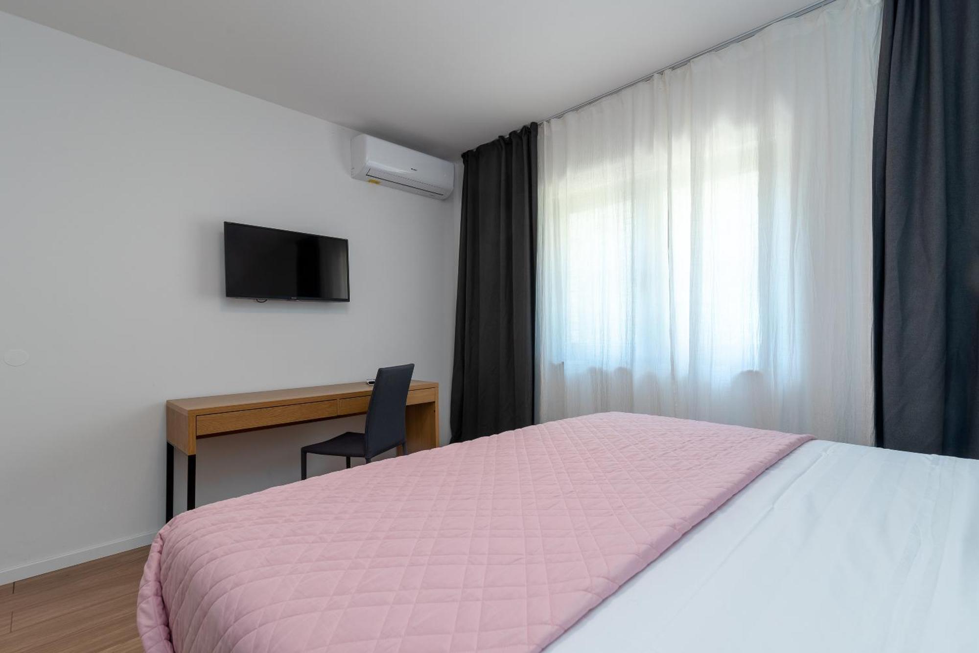 טרוגיר Maca Apartments & Suites מראה חיצוני תמונה