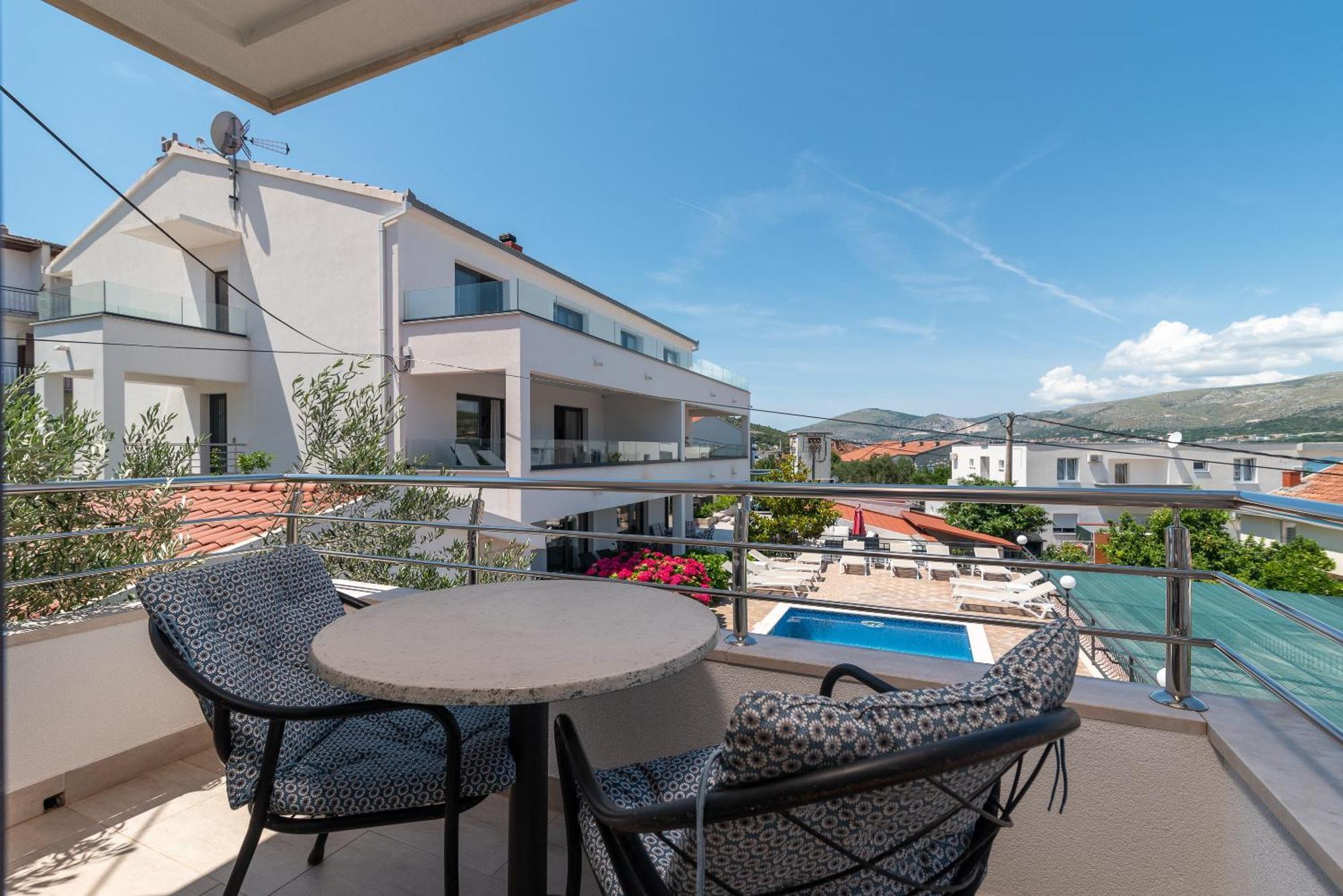 טרוגיר Maca Apartments & Suites מראה חיצוני תמונה