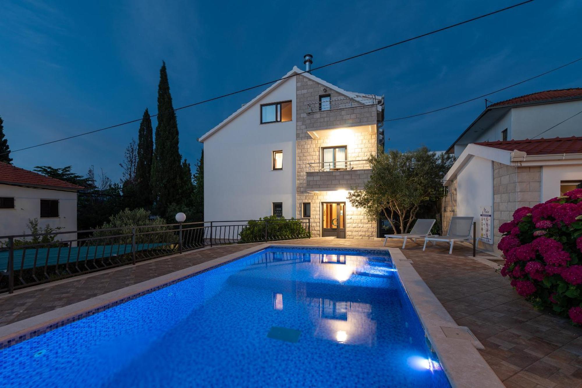טרוגיר Maca Apartments & Suites מראה חיצוני תמונה